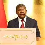 João Lourenço anuncia salto na bancarização de 32% para 49% em 2025