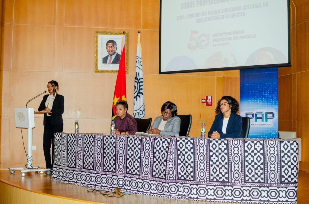 Propriedade intelectual e combate à pirataria em debate no Arquivo Nacional de Angola