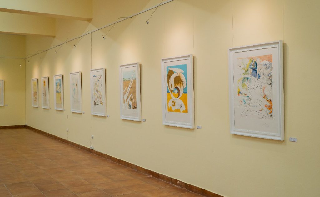 Exposição “A Conquista do Cosmos” de Salvador Dalí chega ao Bié