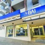 “Melhor banco ou pior atendimento?” Clientes contestam prémios do BAI nas redes sociais