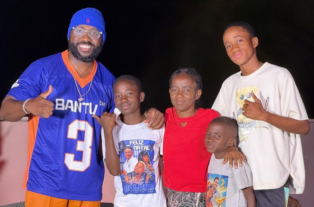 Fly Podcast mobiliza mais de 11 milhões para salvar família em situação crítica