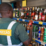 Novas regras apertam controlo sobre bebidas alcoólicas e energéticas no país