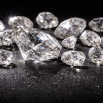 Leilão de diamantes rende mais de 25 milhões de dólares ao Estado