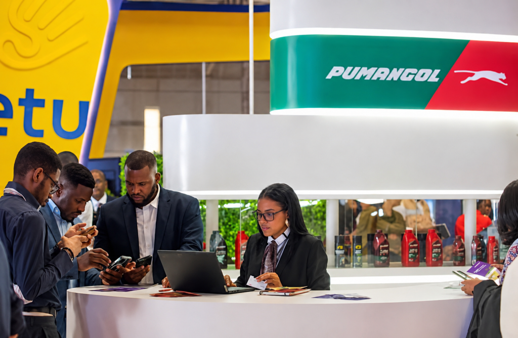 Pumangol promove Café com jornalista durante a FILDA 2026