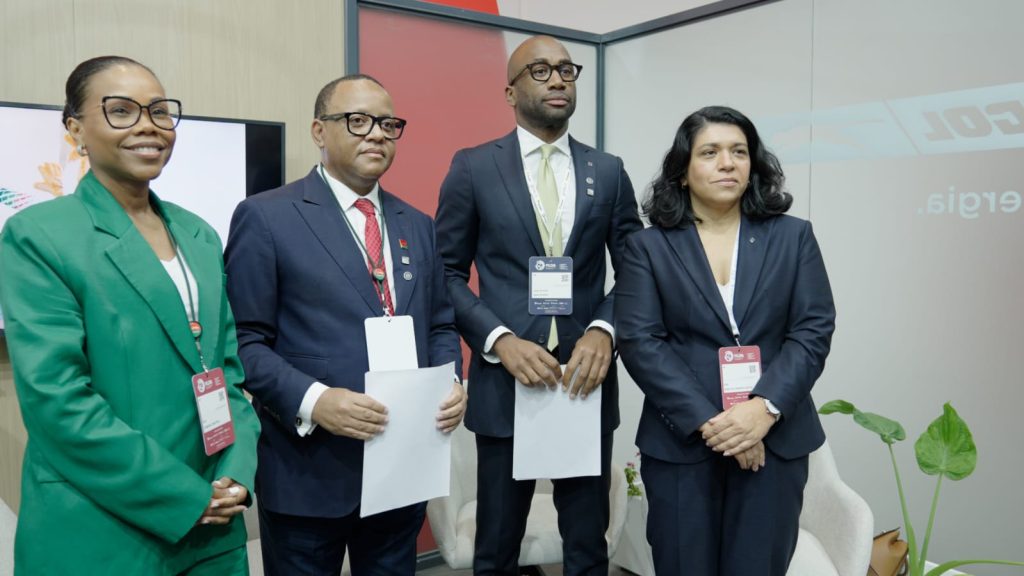 Pumangol assina memorandos com o banco millennium atlântico e o access bank angola para expandir a rede cofo